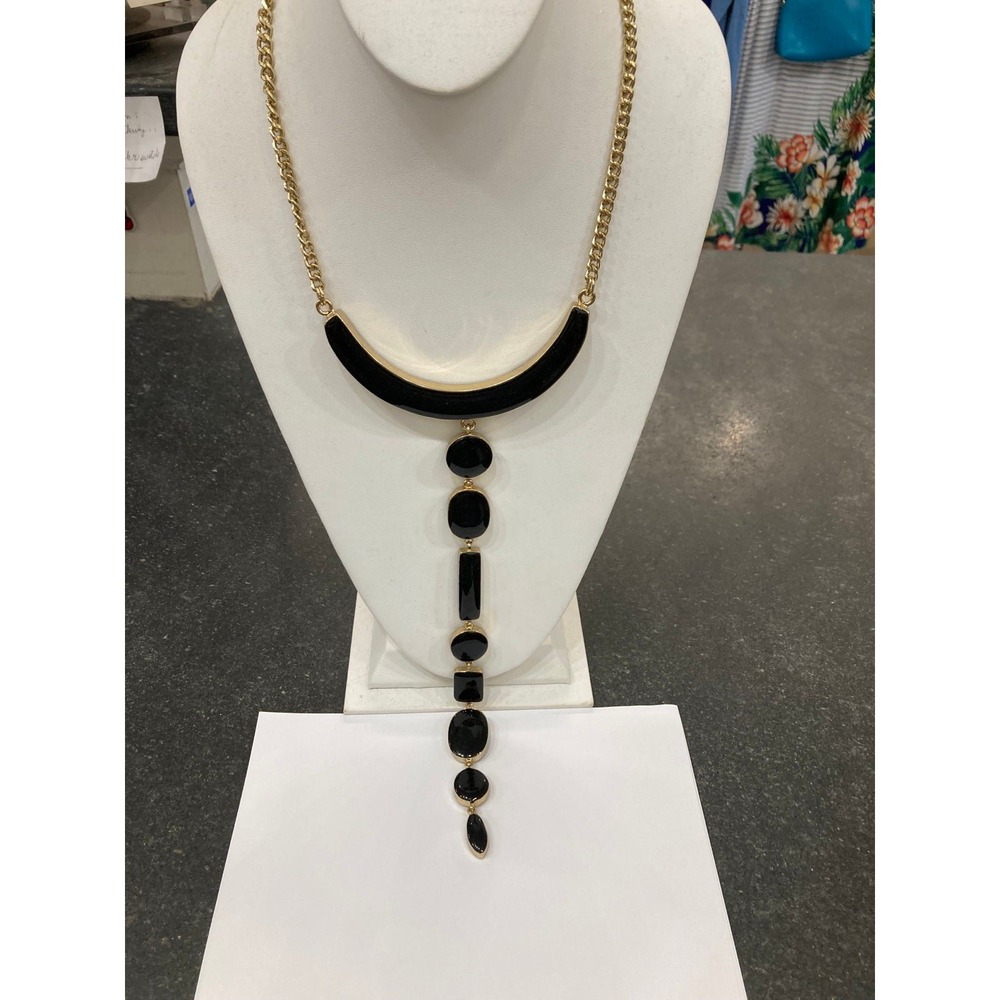 Vintage look necklace